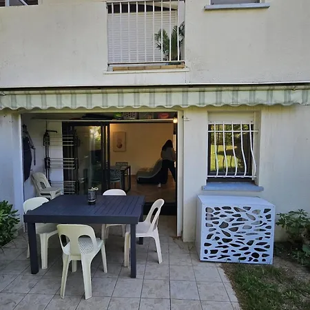 4-6 People Le Cap D'agde *
